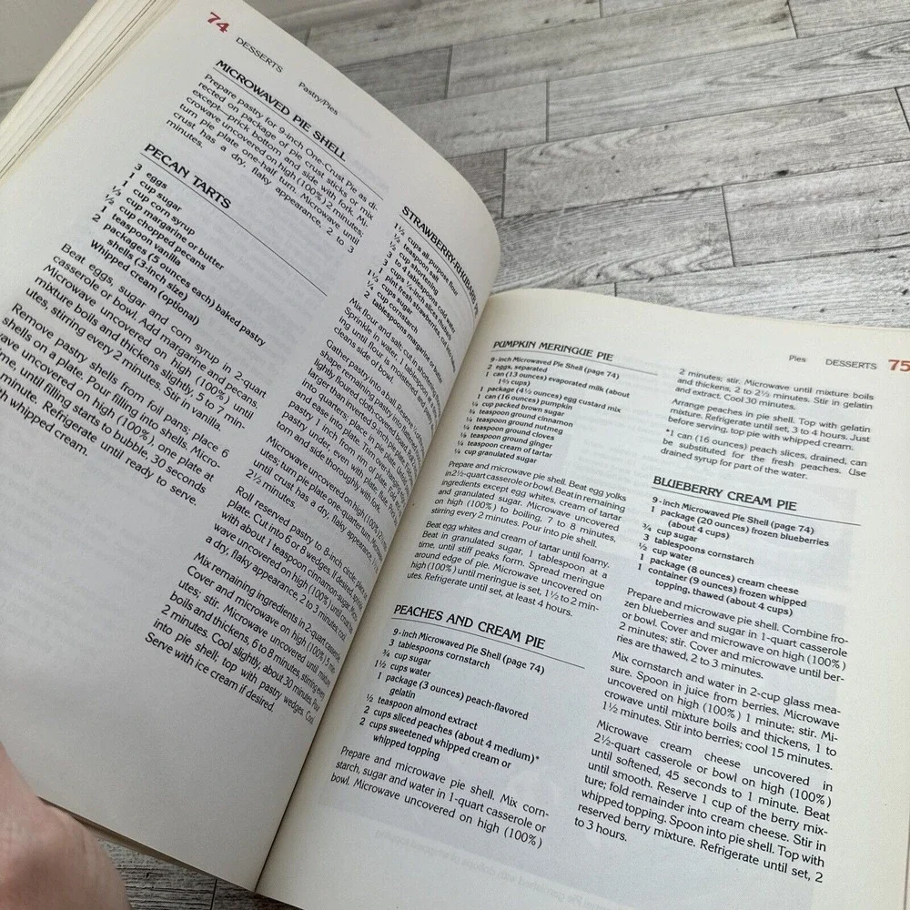 Betty Crocker Microwave Cooking Cookbook 1986 Vintage Recipes Cook Book‎